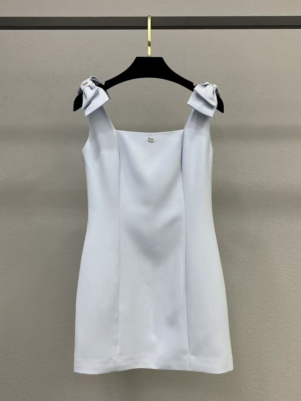 rhinestone logo bow sleeveless dress