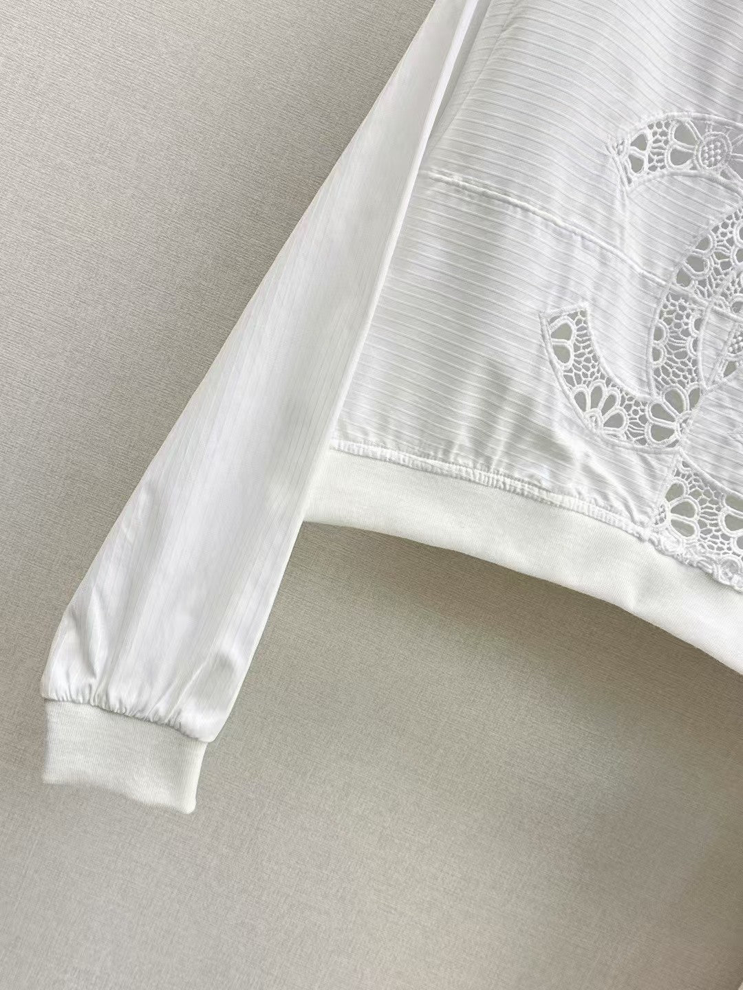 Hollow embroidery white top and skirt set