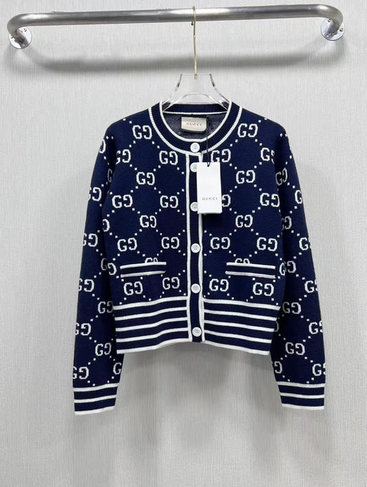 Contrast color long-sleeved cardigan