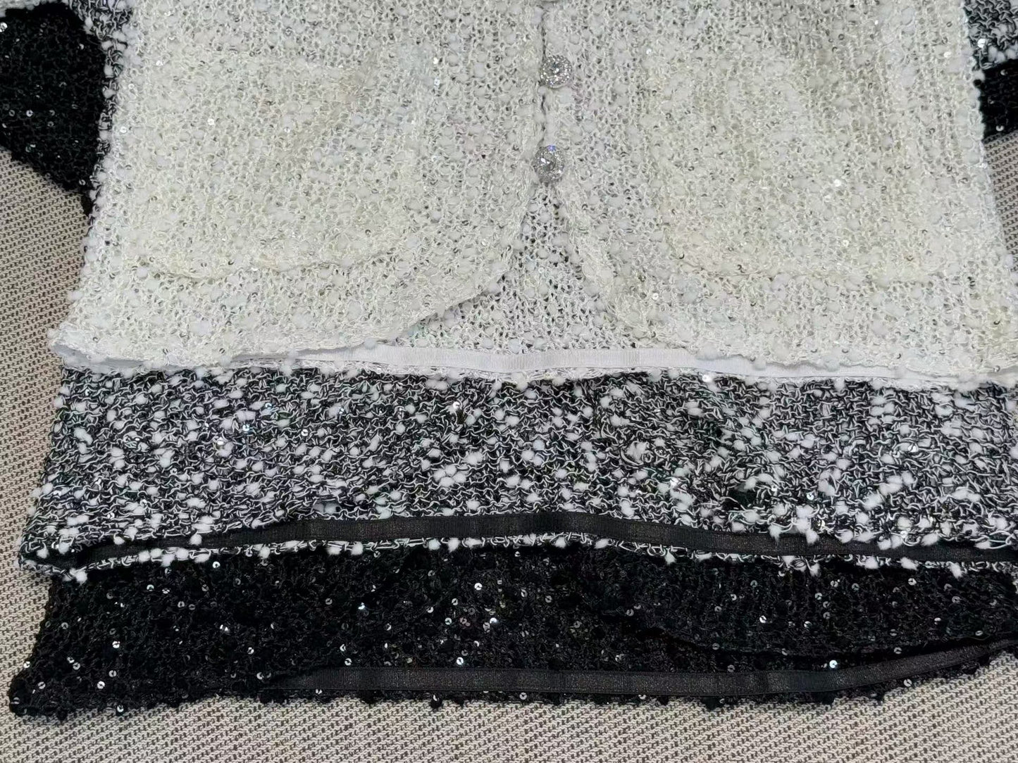 New sequined V-neck cardigan