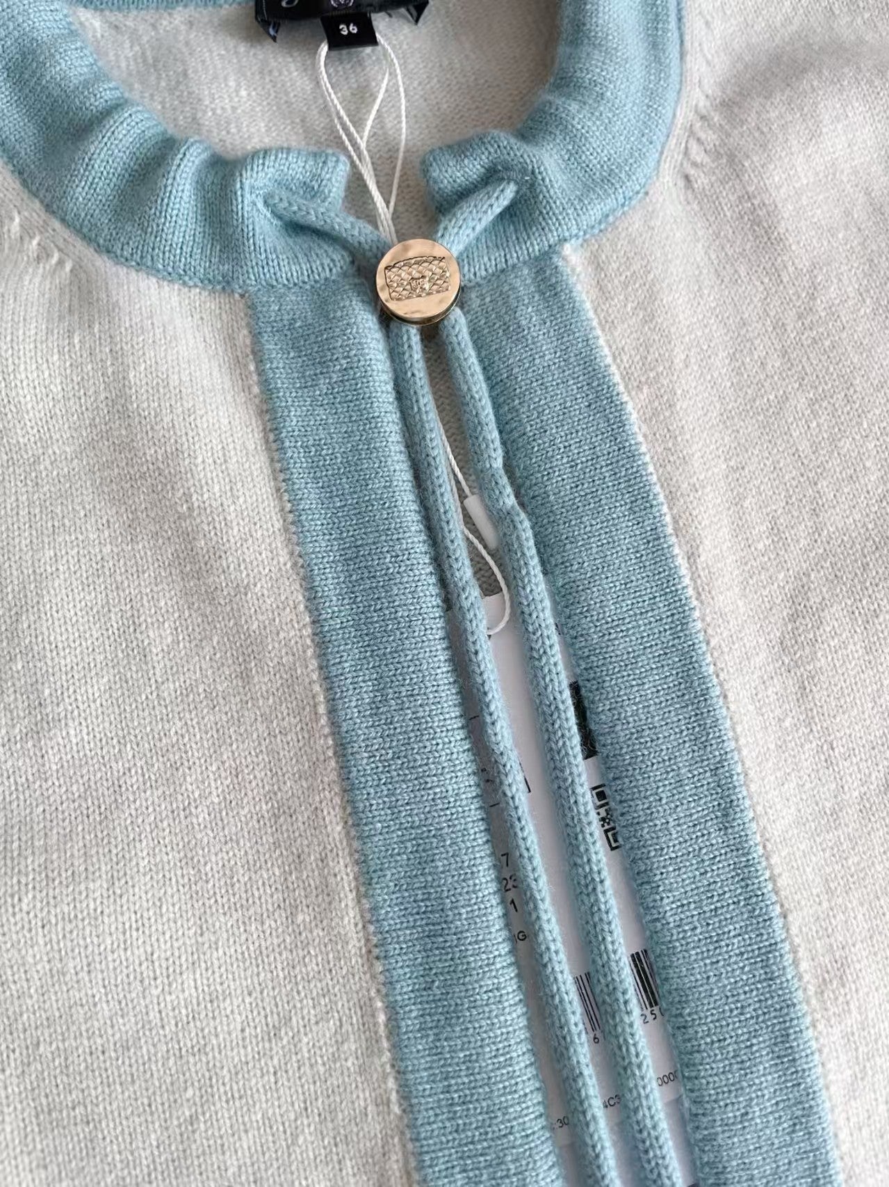 New contrast color cashmere cardigan