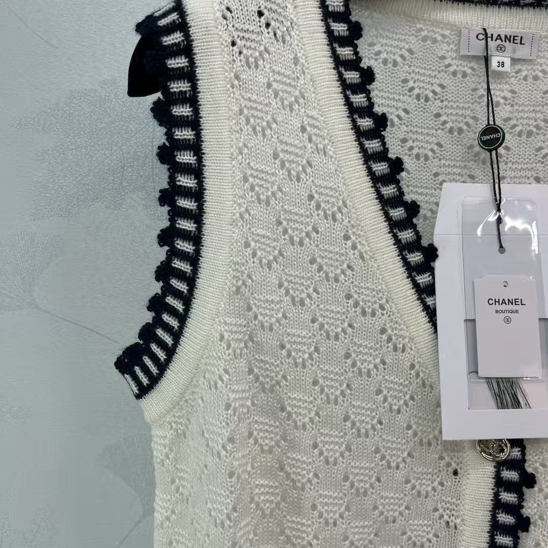 New lace knitted vest