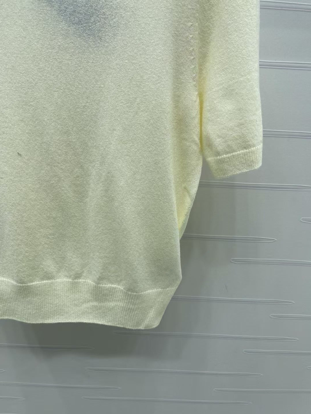 Triangle logo knitted short sleeves