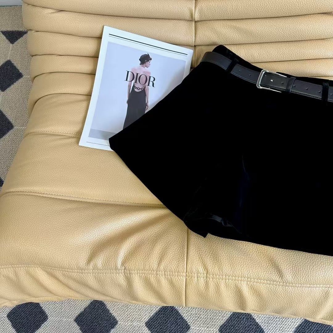 New velvet shorts