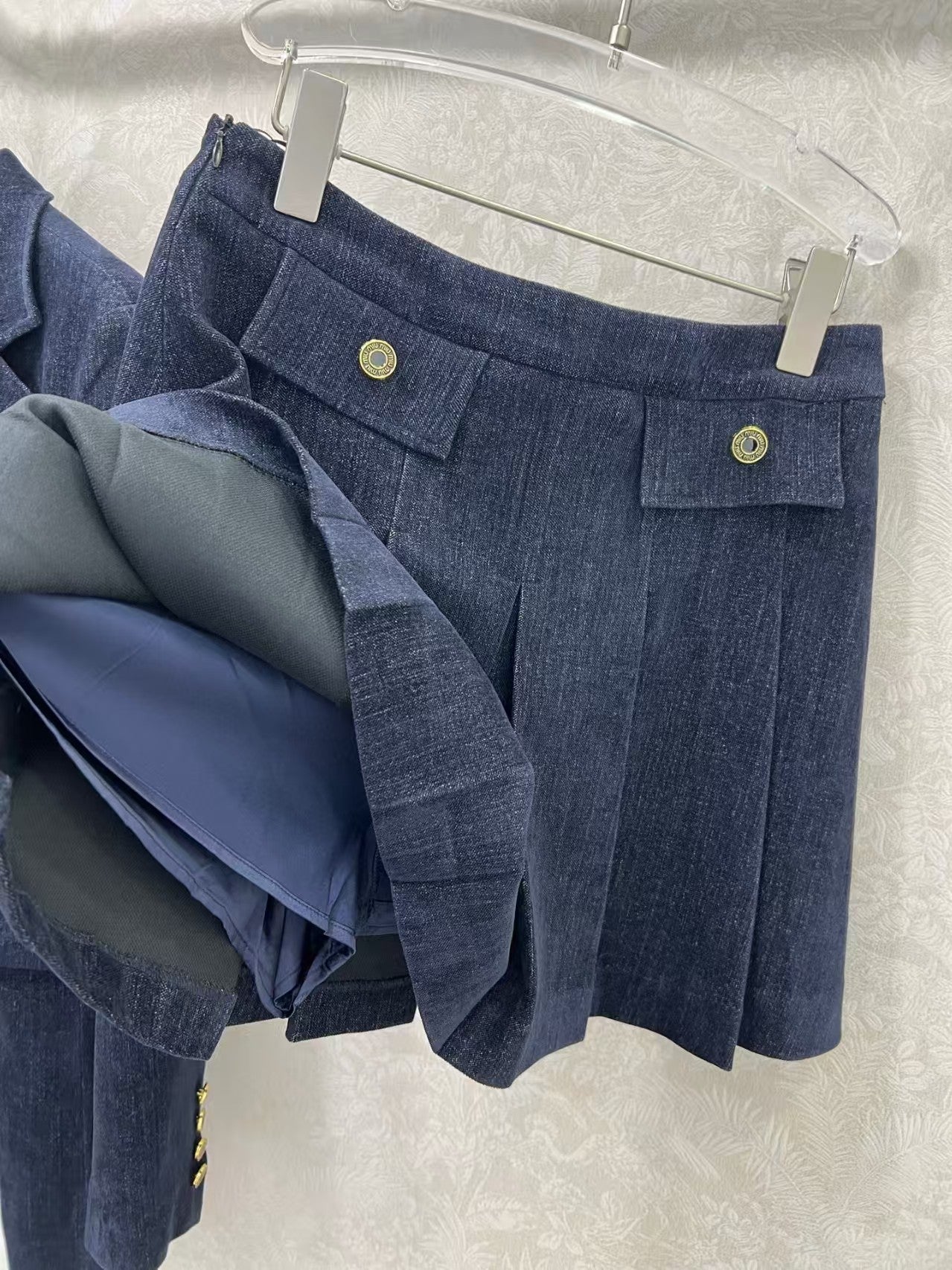 New brushed blazer and pleated skirt