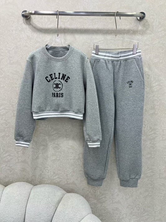 New round neck hem ribbon suit