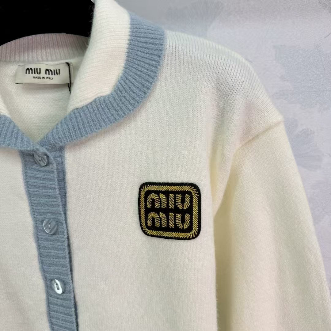 New early autumn knitted cardigan