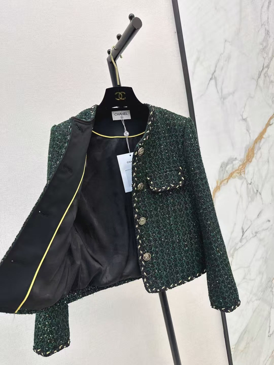 The latest autumn and winter small jacket with border design