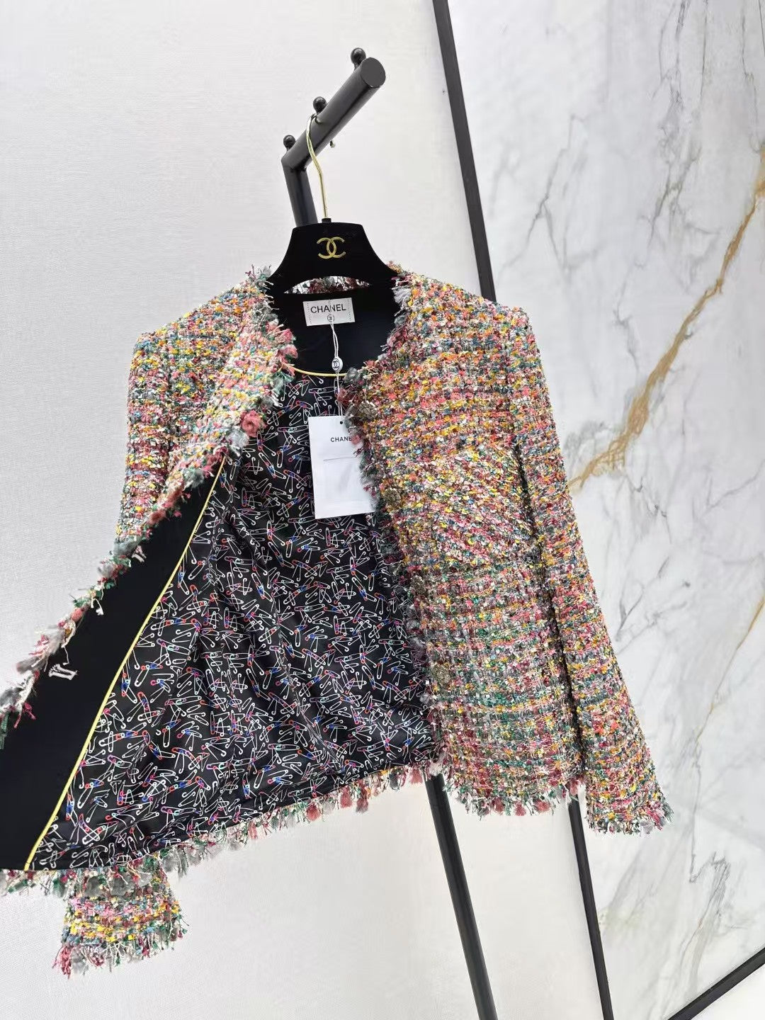 The latest autumn and winter border design jacket