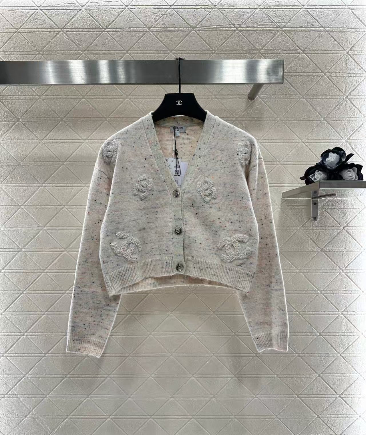 Double C knitted cardigan