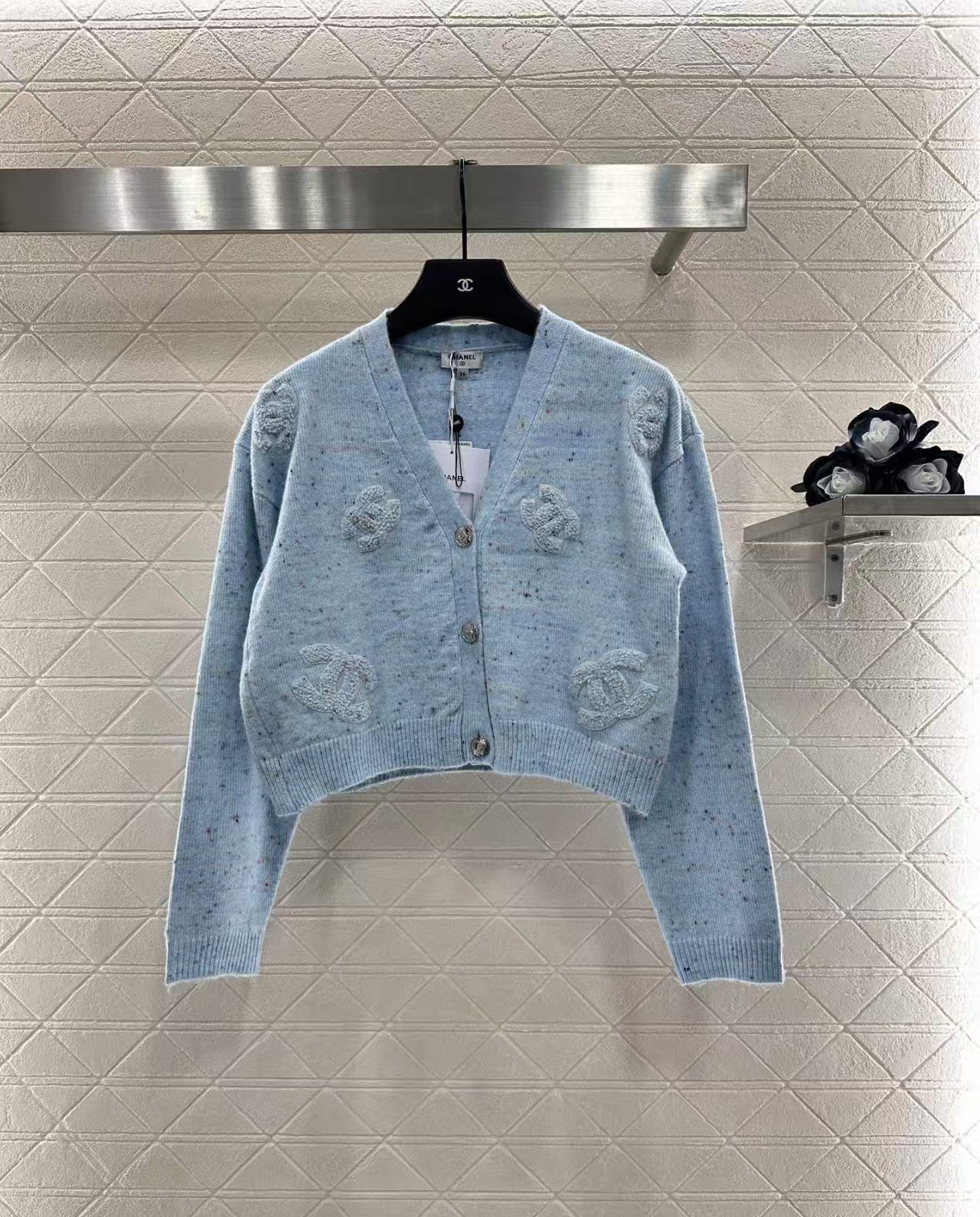 Double C knitted cardigan