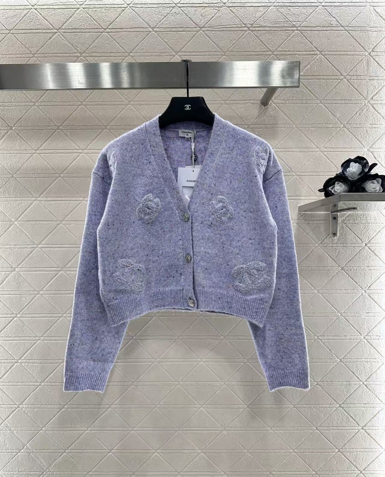 Double C knitted cardigan