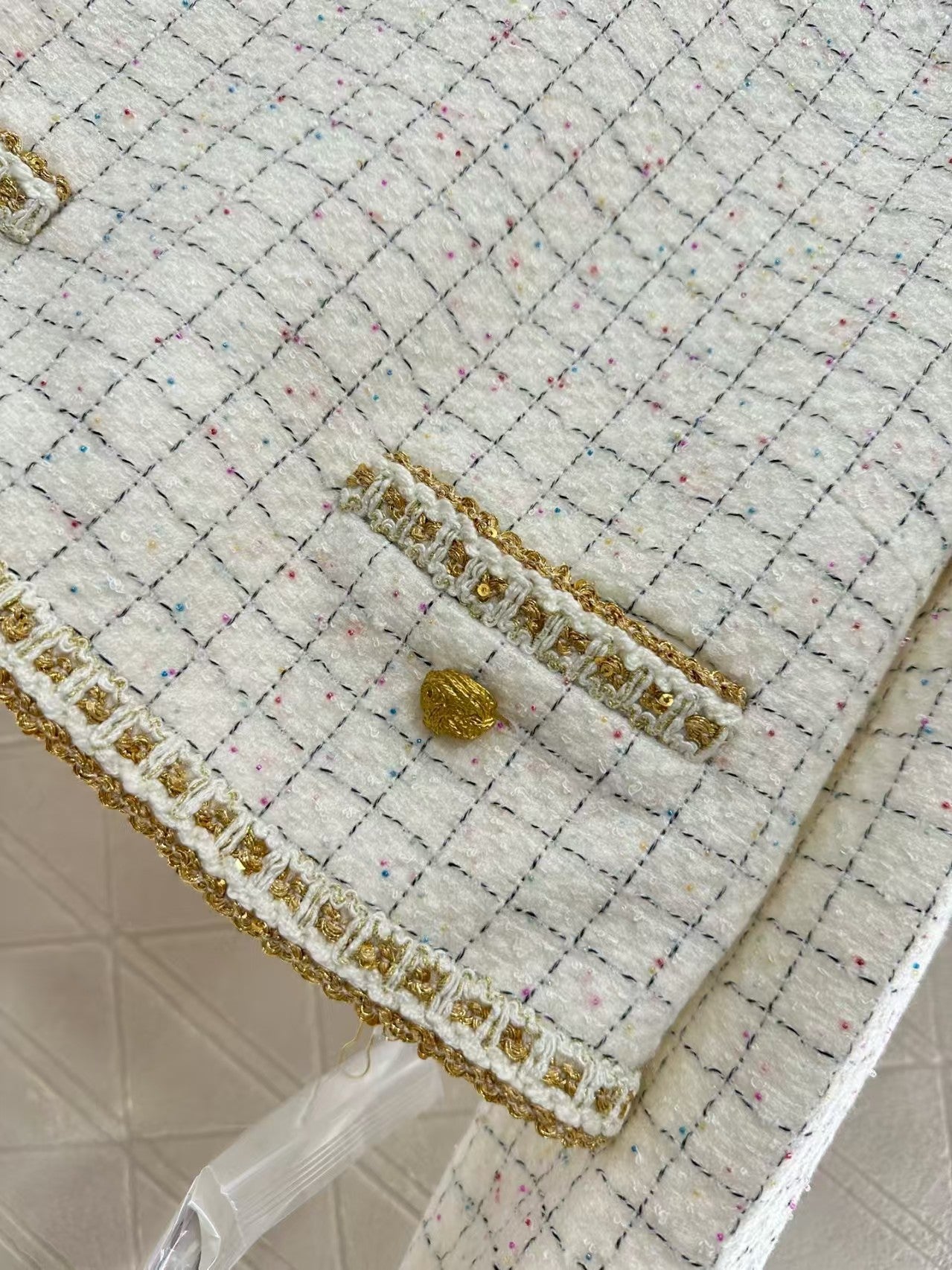 New button-down dress top