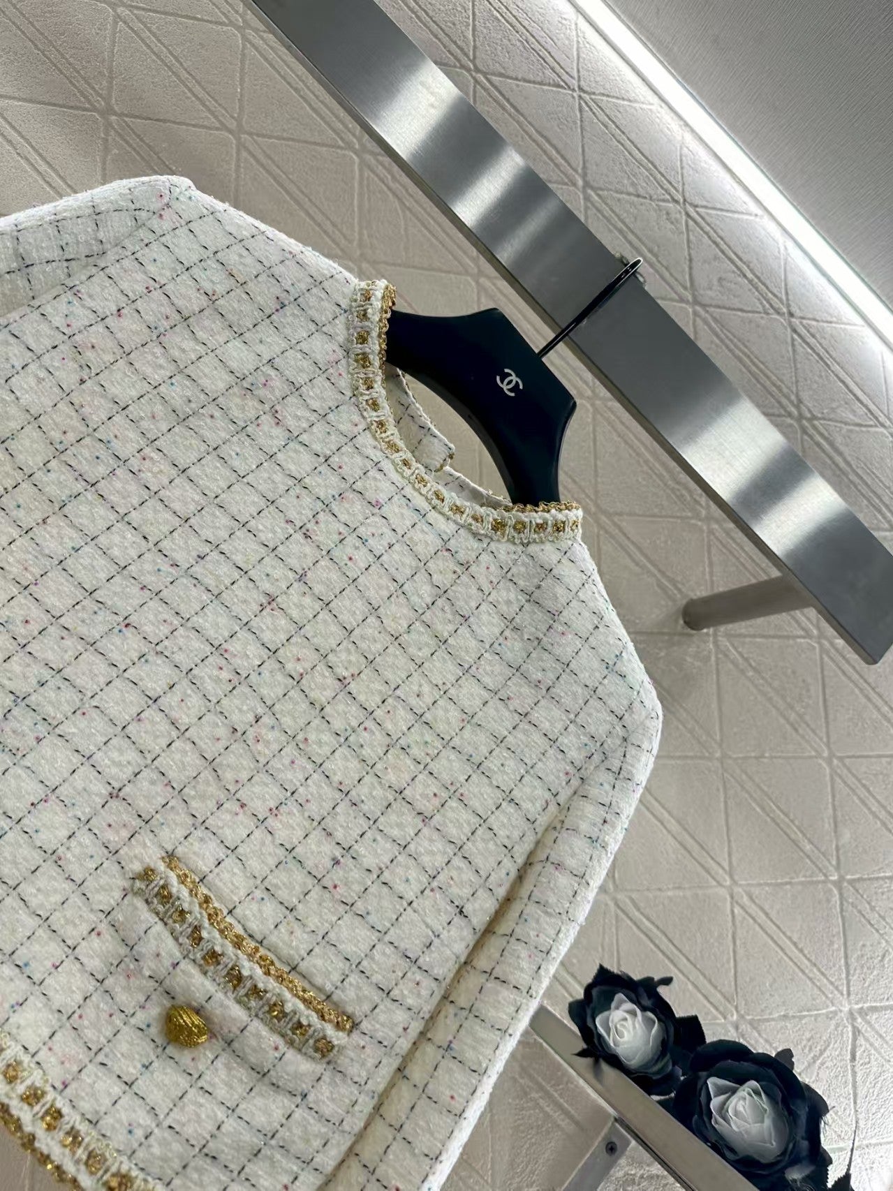 New button-down dress top