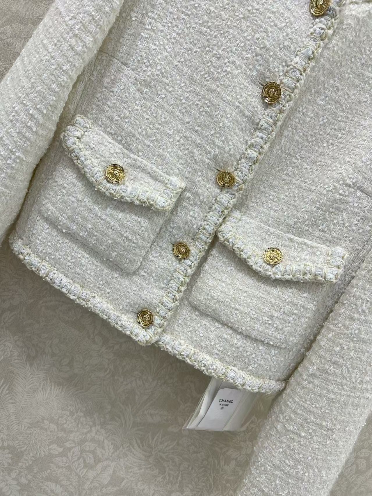 New woolen hem jacket