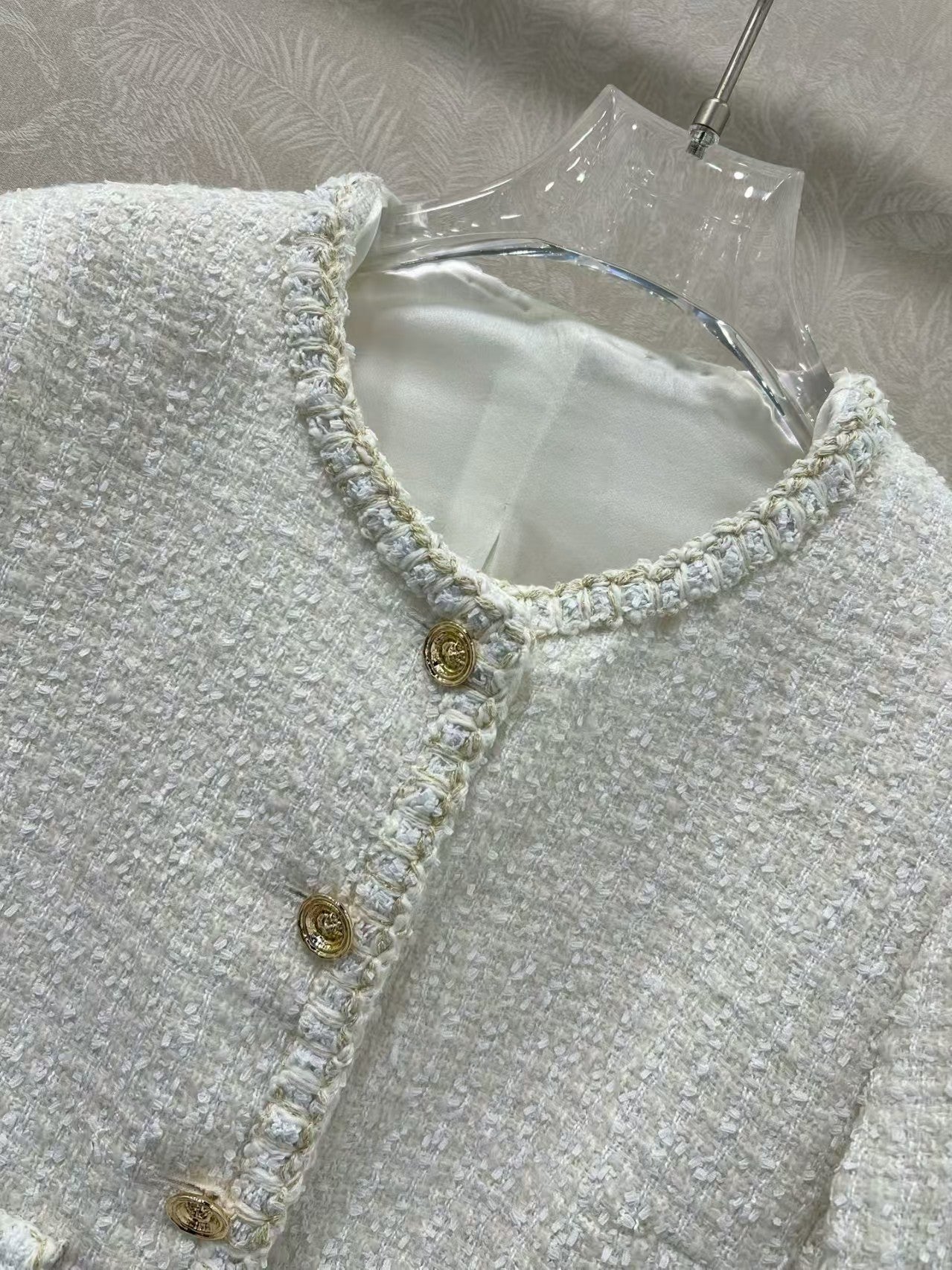 New woolen hem jacket