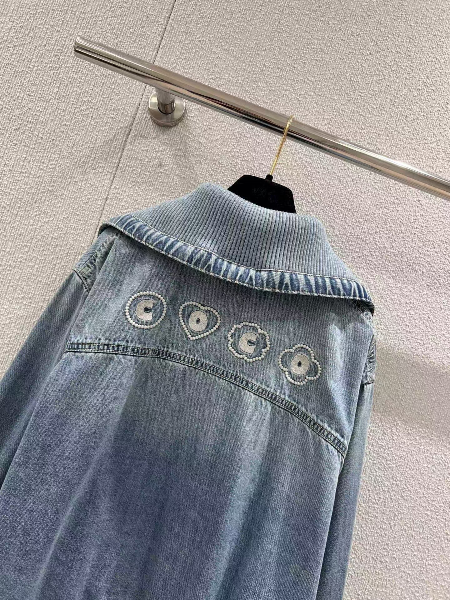 New Heart Embroidered Lapel Denim Jacket