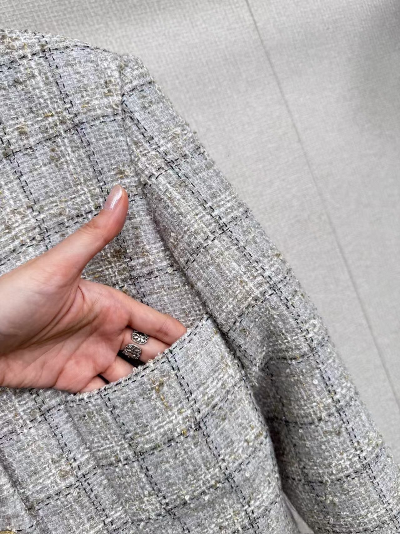 New autumn woolen coat