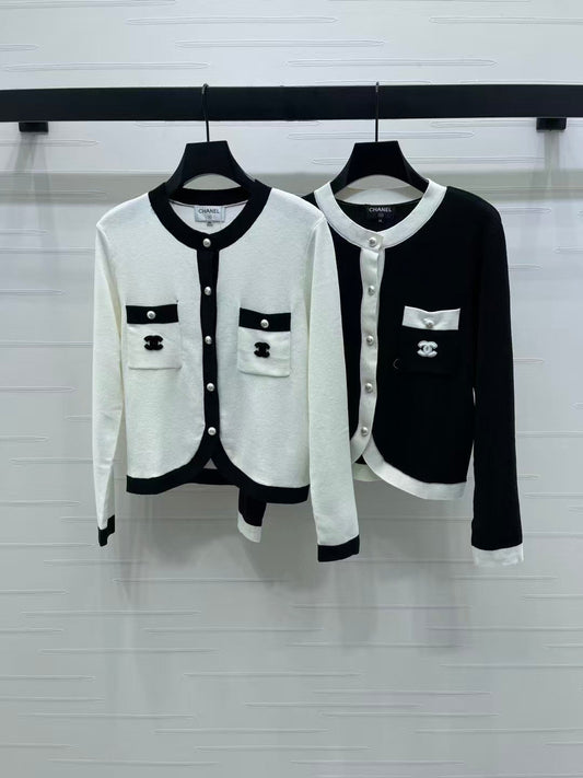 New contrast color knitted cardigan