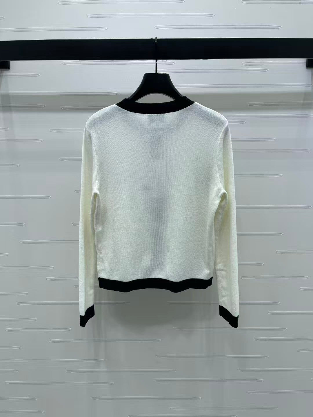 New contrast color knitted cardigan