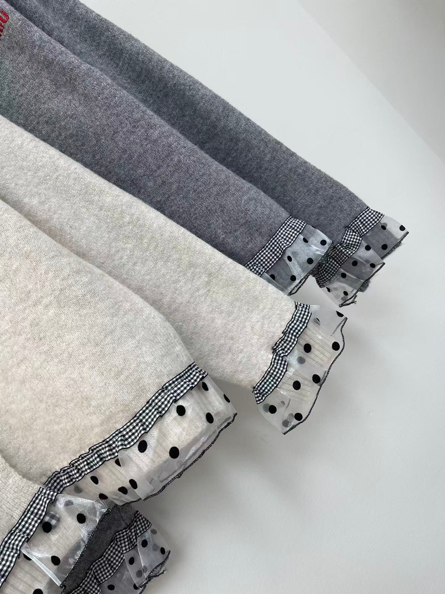 Polka dot lace trim knitted cardigan