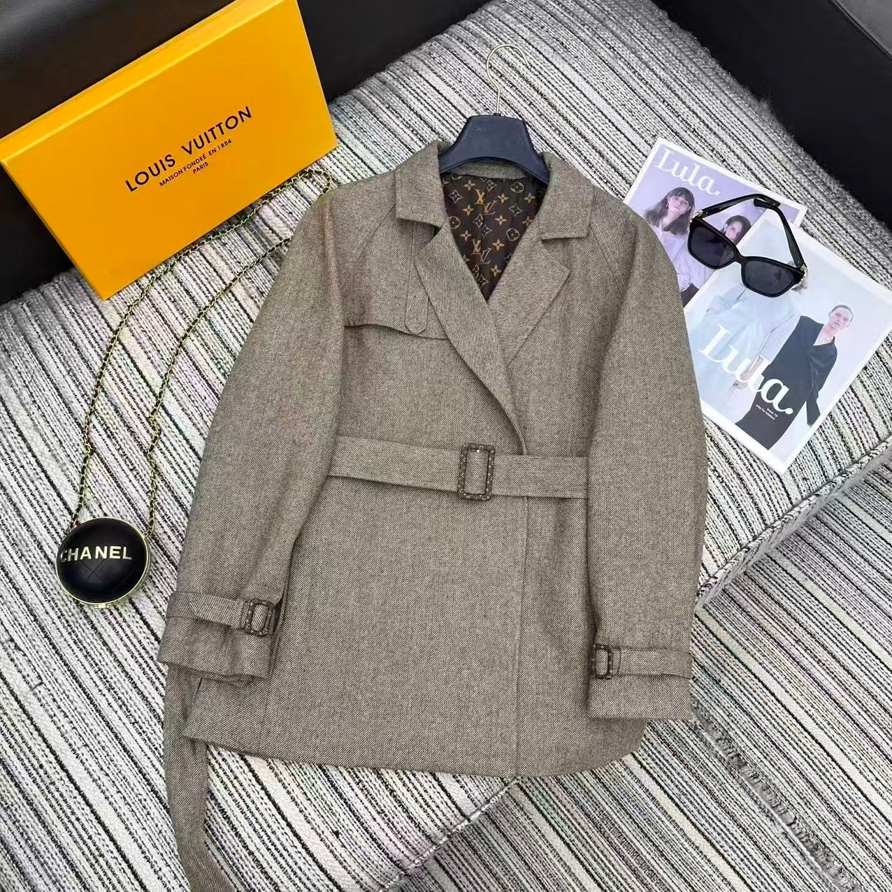 New lapel trench coat style suit jacket