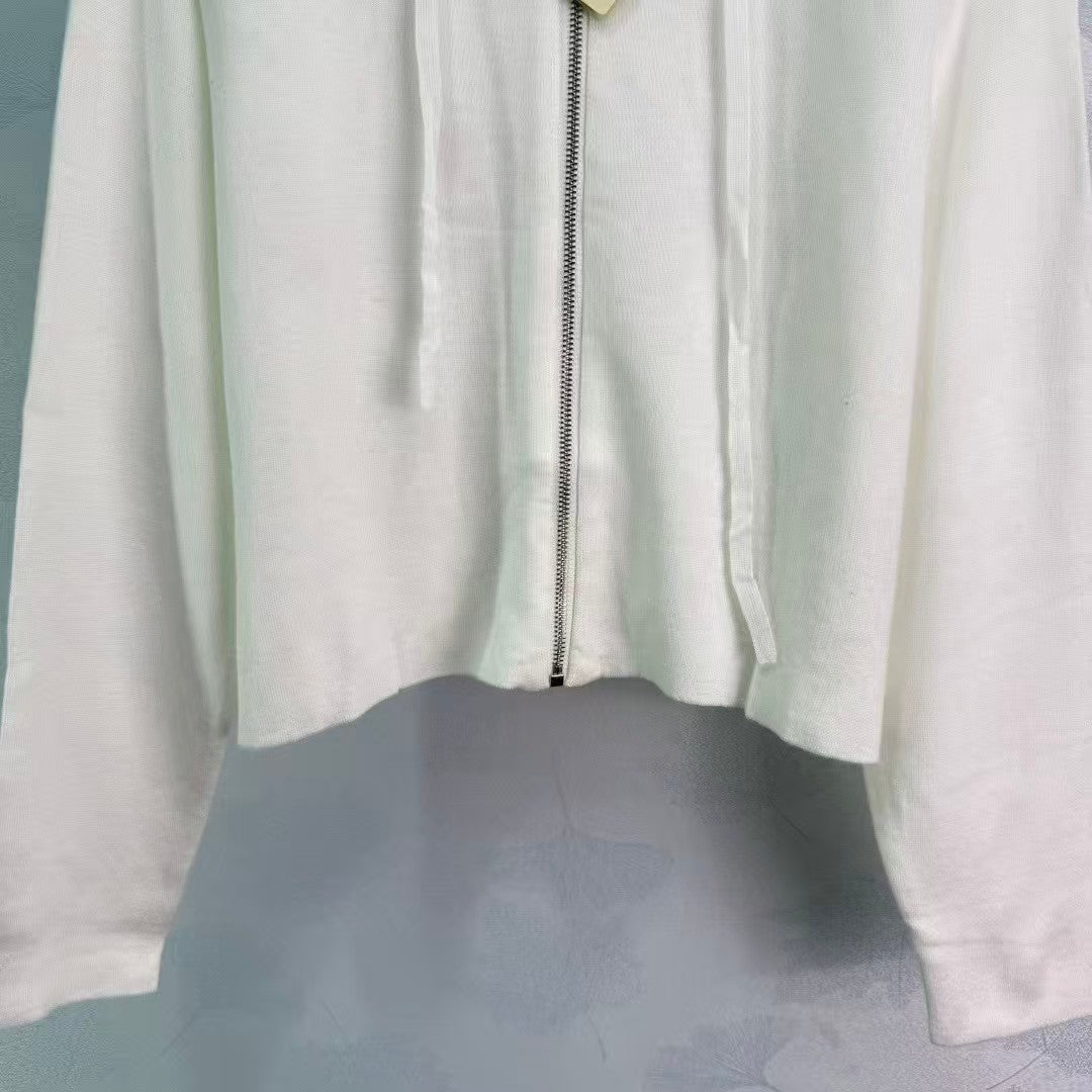 New knitted hooded cardigan