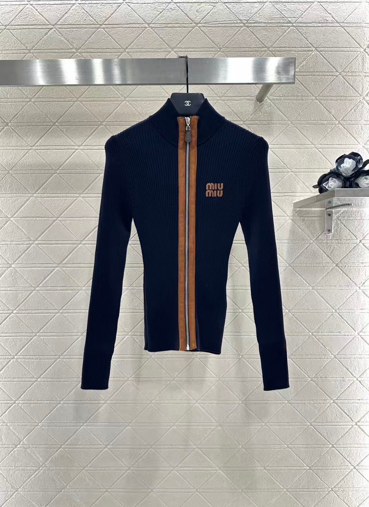 New leather knitted cardigan