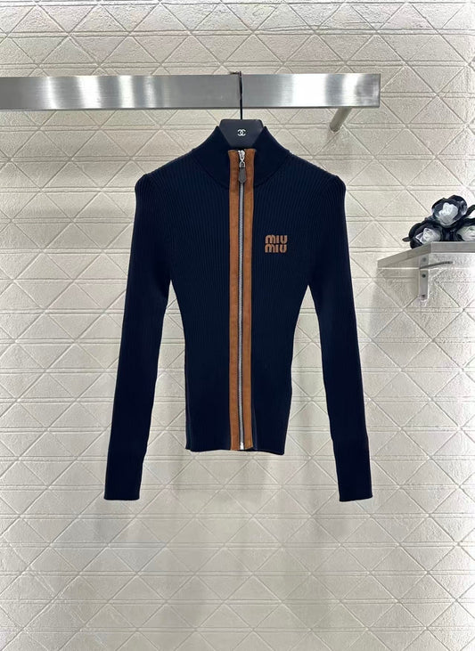 New leather knitted cardigan