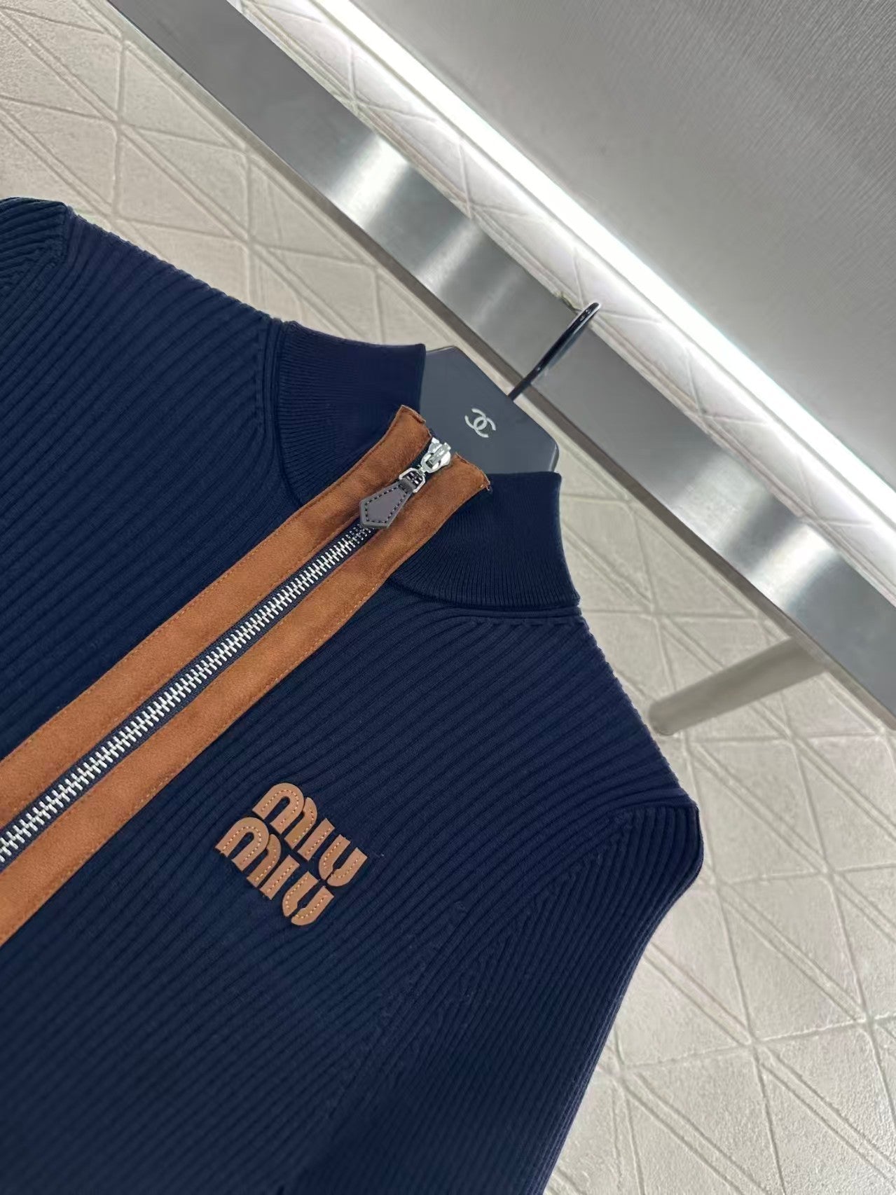 New leather knitted cardigan