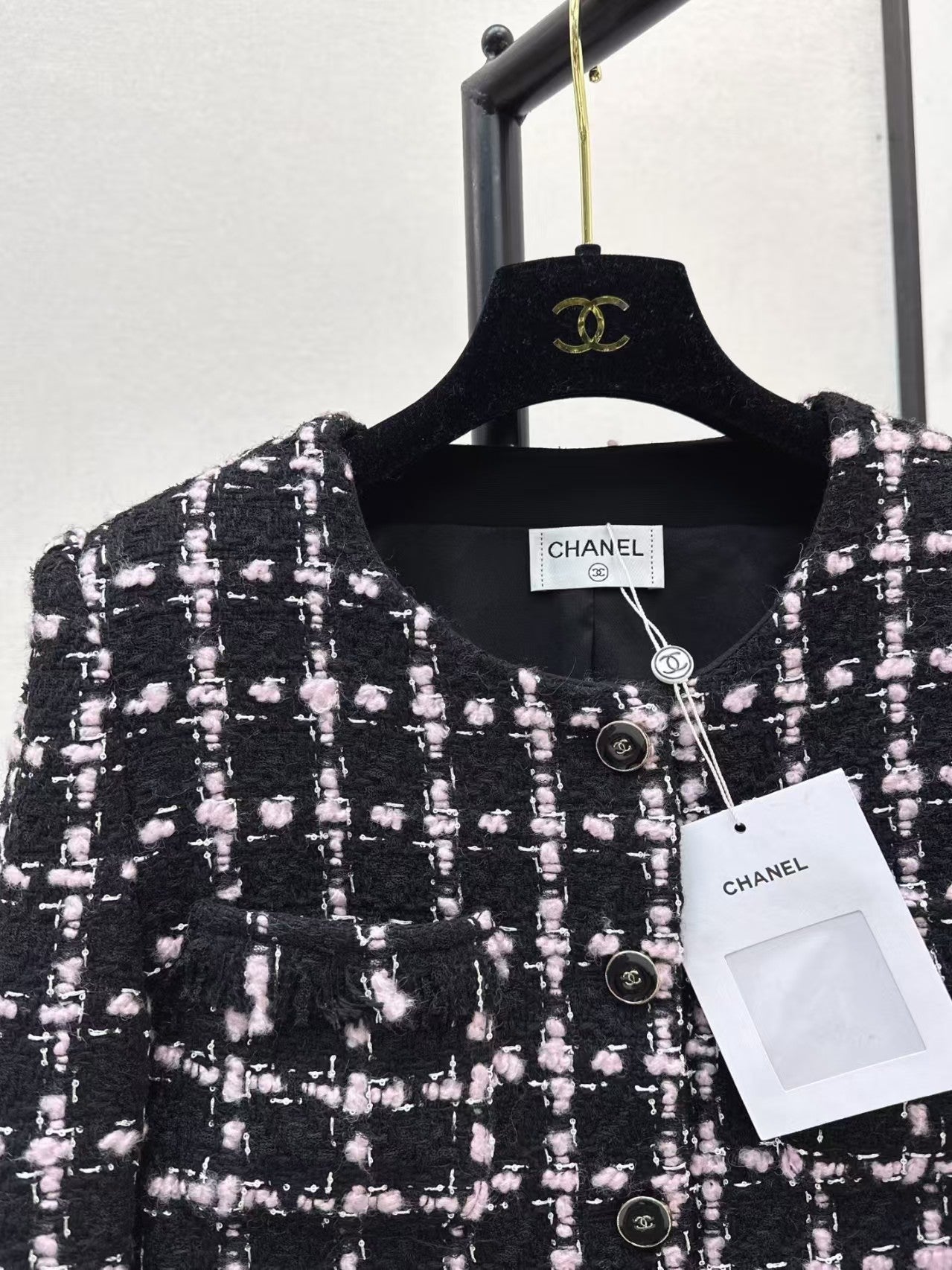 Plaid woven short jacket + A-line skirt