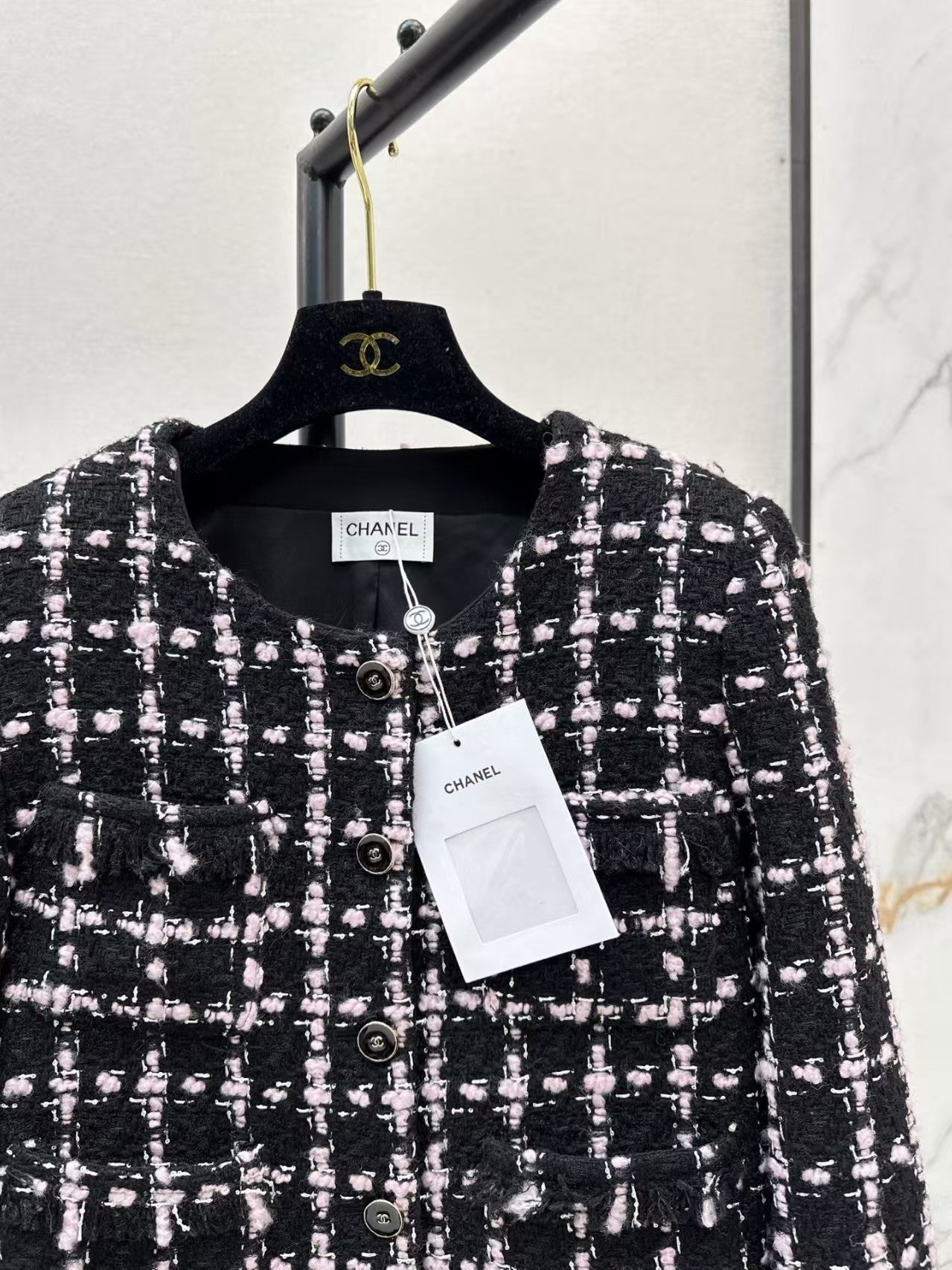 Plaid woven short jacket + A-line skirt