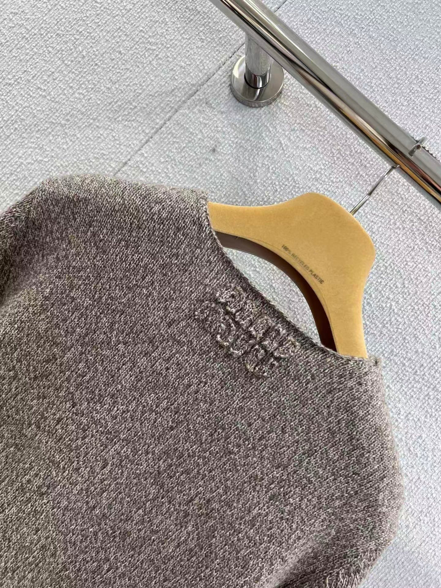 Milk tea brown round neck knitted cardigan