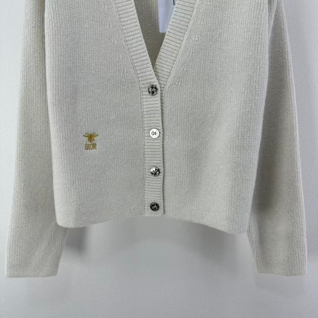 New autumn and winter v-neck silver cardigan