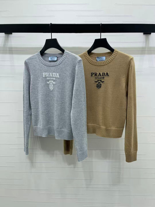 Silver letter knitted sweater