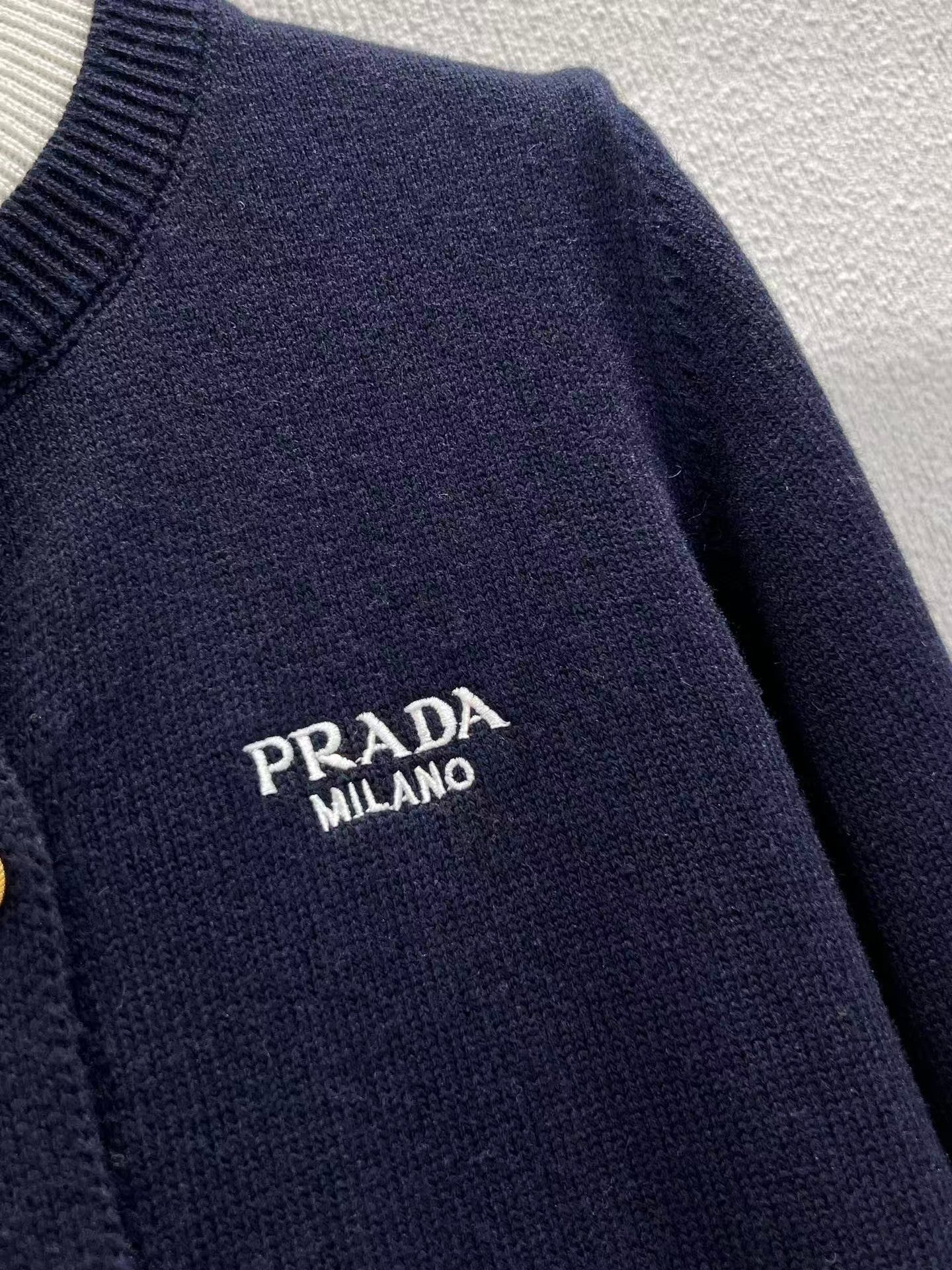 Letter embroidered fake two-piece knitted cardigan