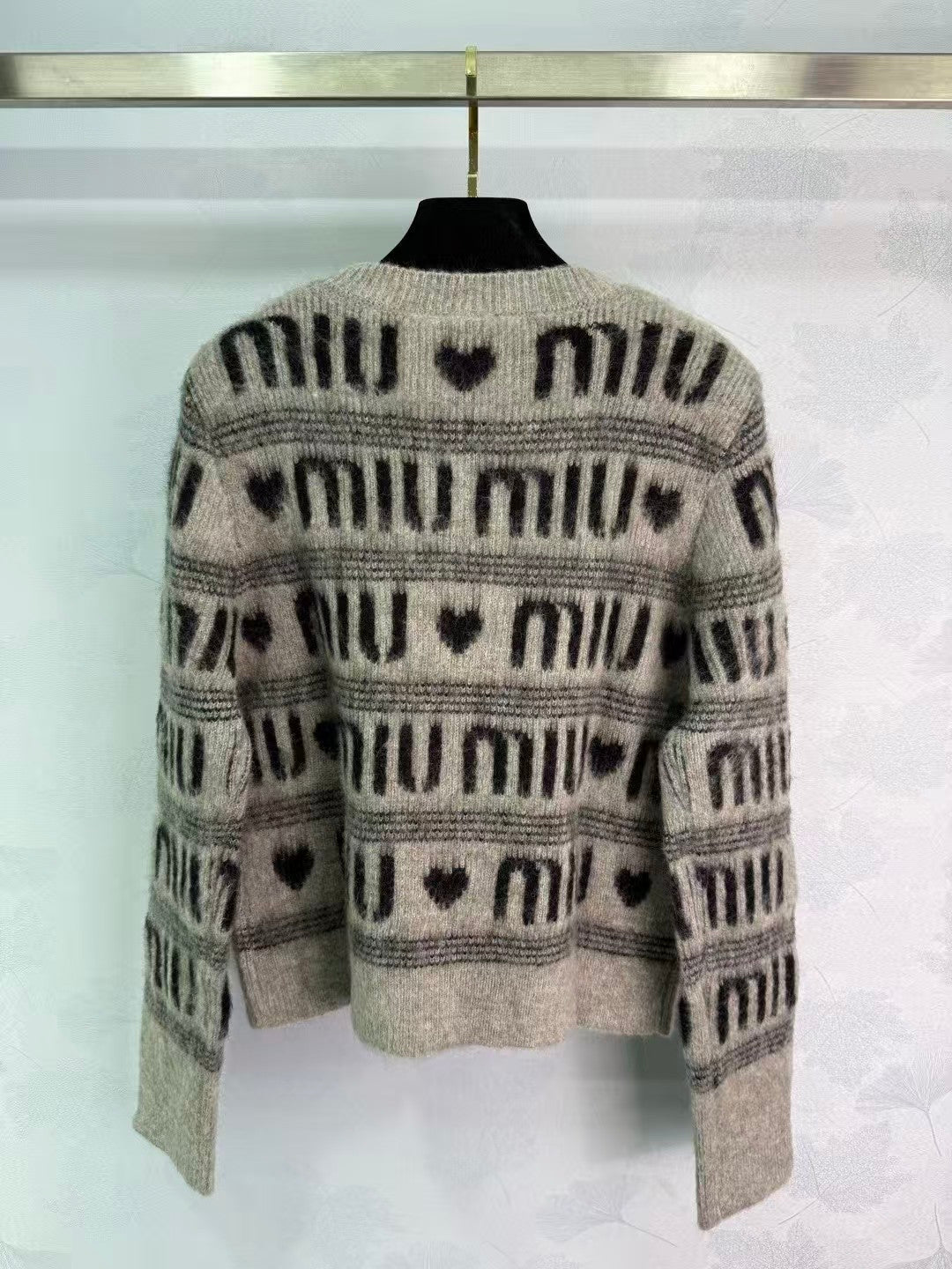 Color-blocked striped heart letter cardigan sweater