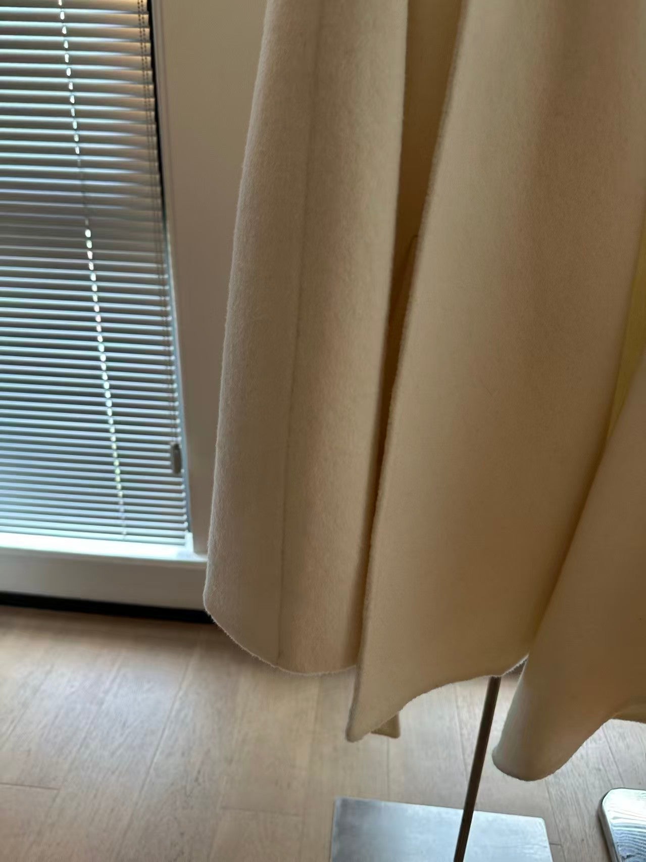 New wool and cashmere coat