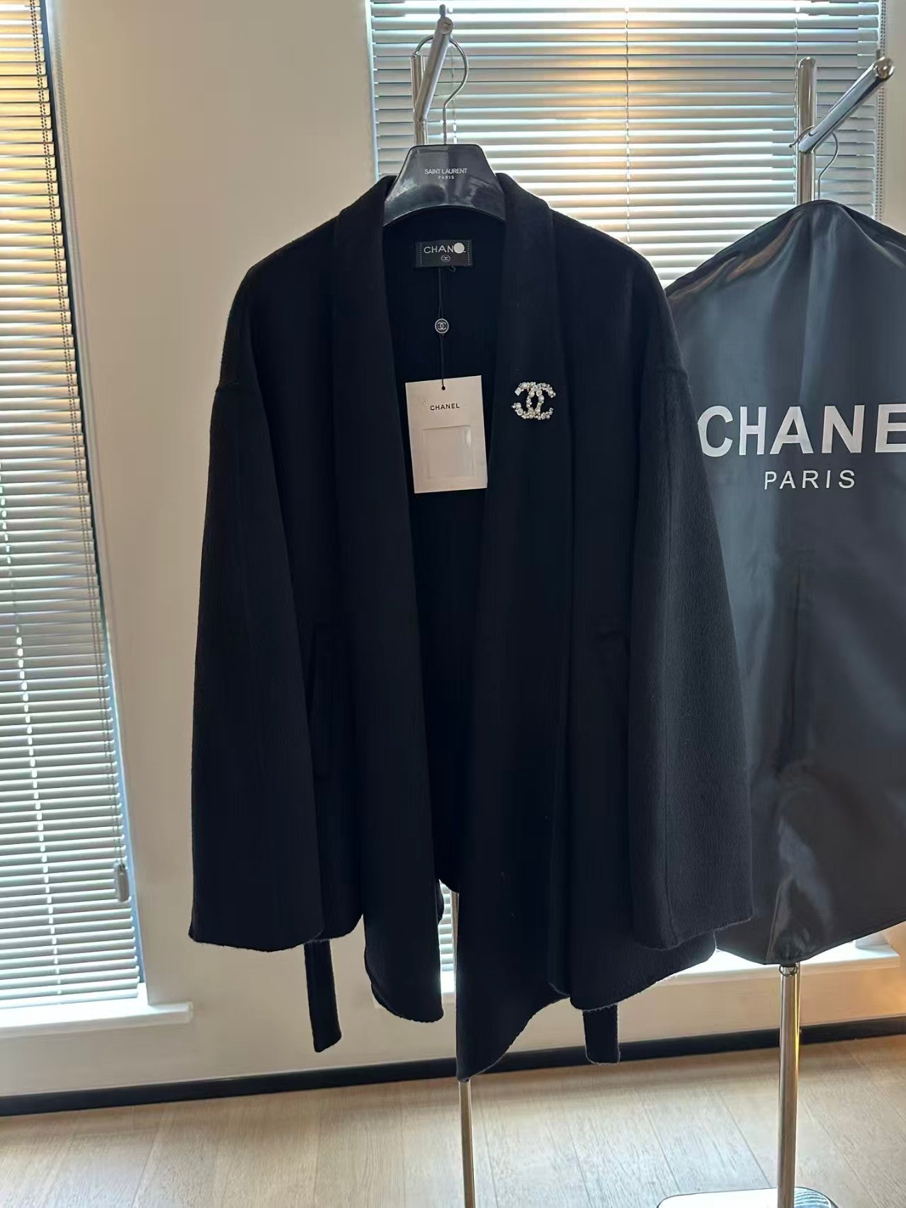 New wool and cashmere coat