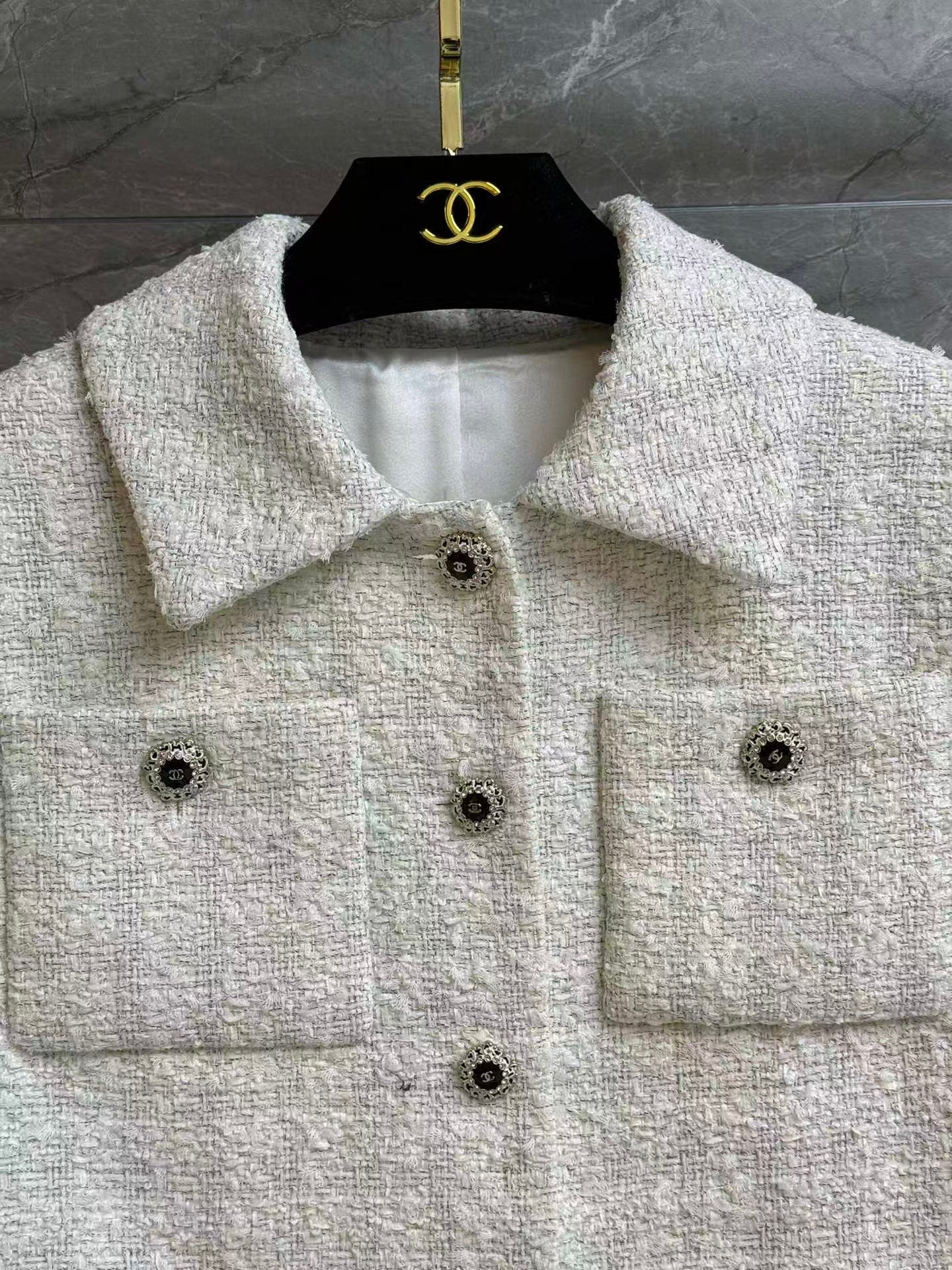 Multi-pocket tweed coat