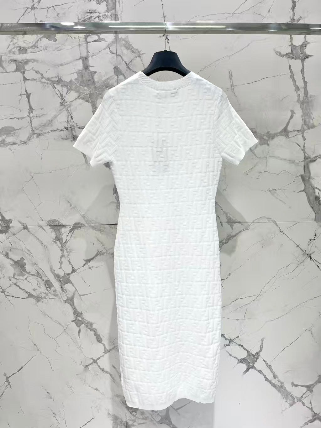 Embossed letter 3D logo knitted dress