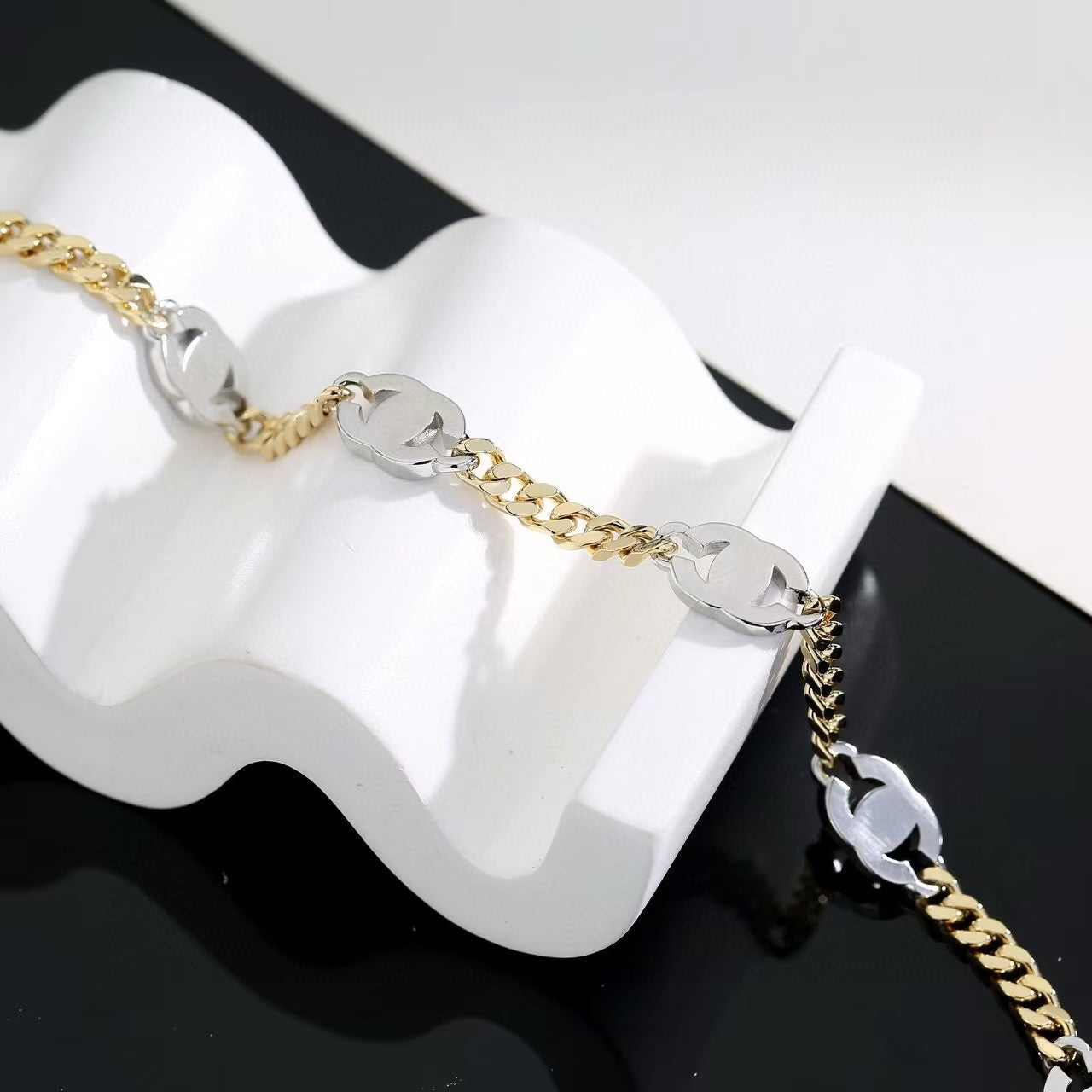 French-style versatile necklace