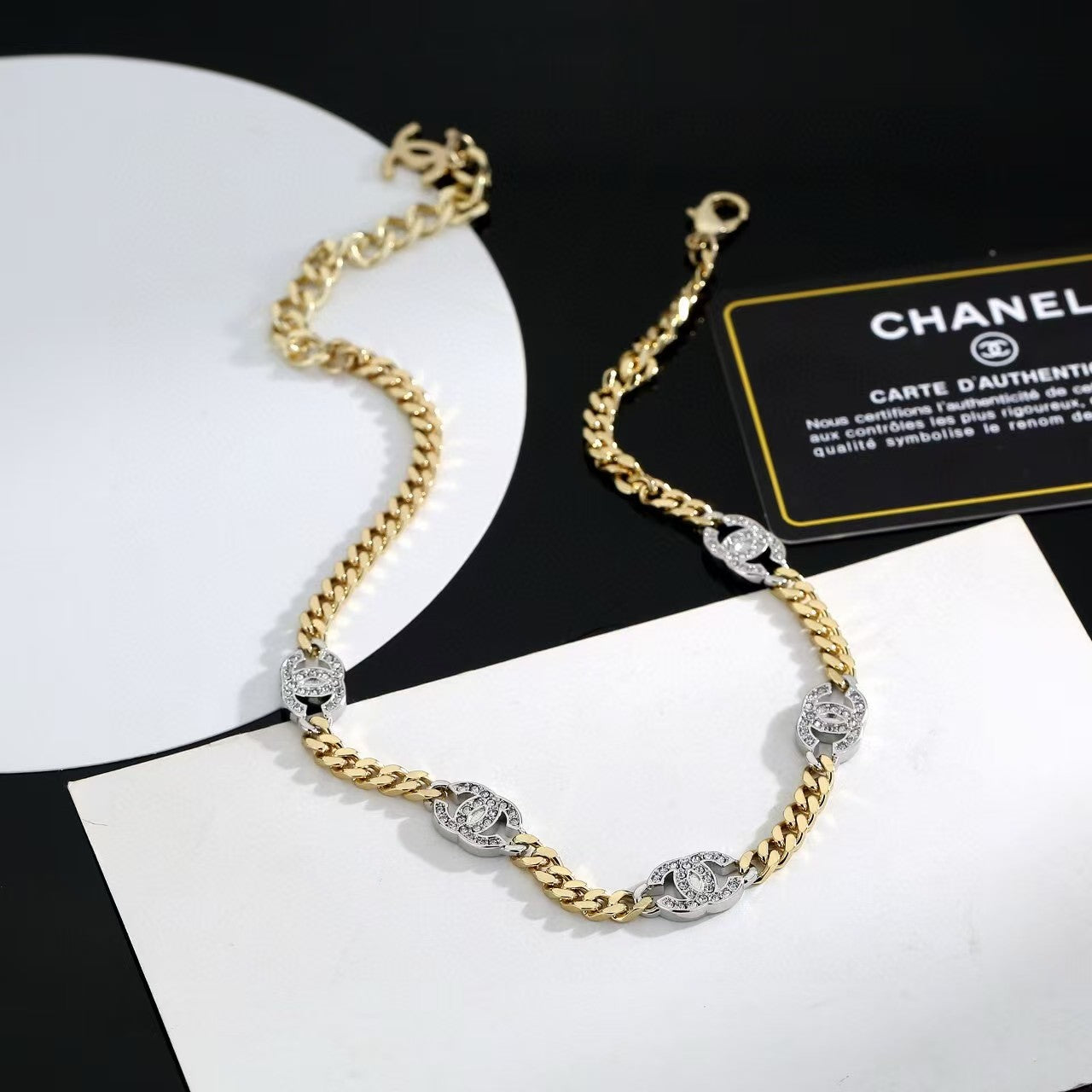French-style versatile necklace