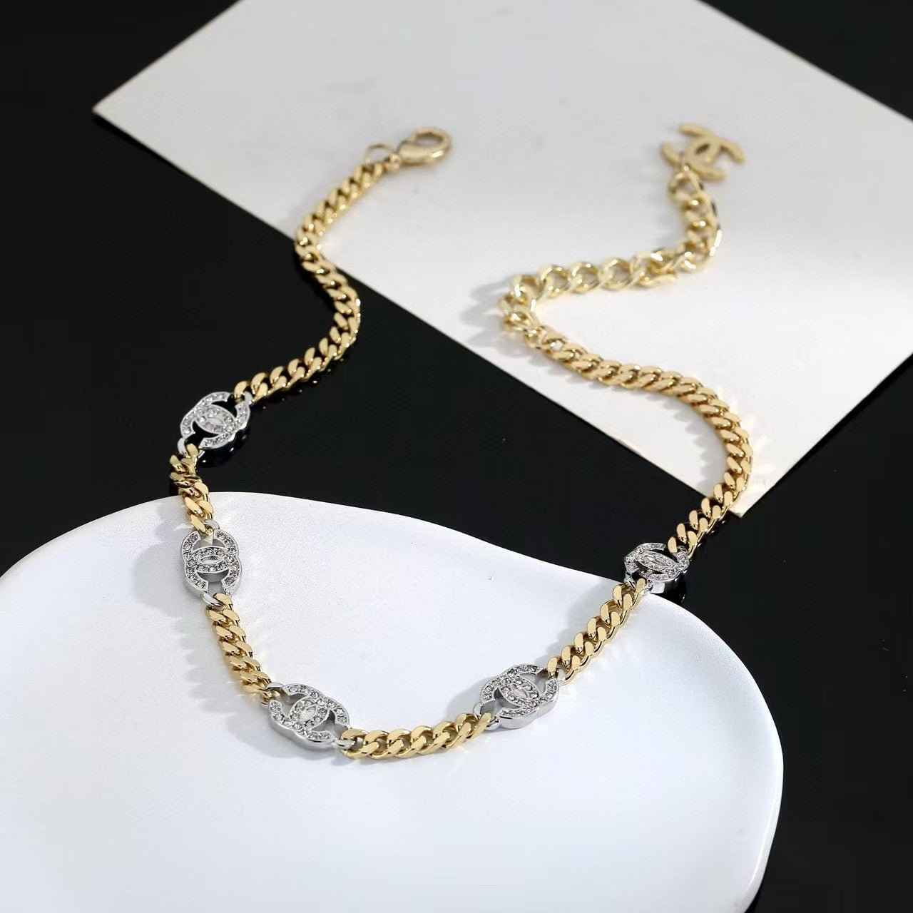 French-style versatile necklace