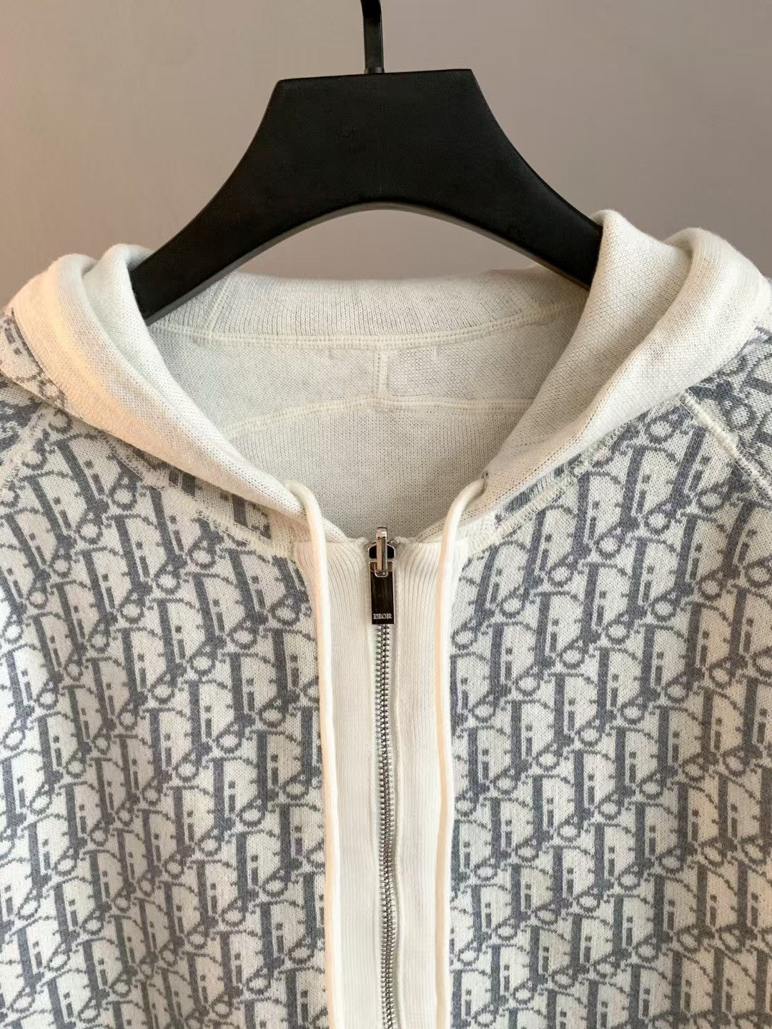 Reversible zippered hooded sweater