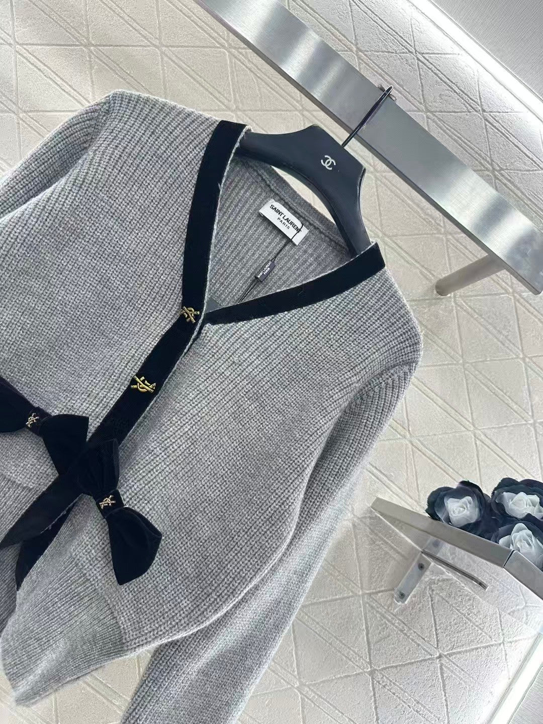 Bow-knot knitted cardigan