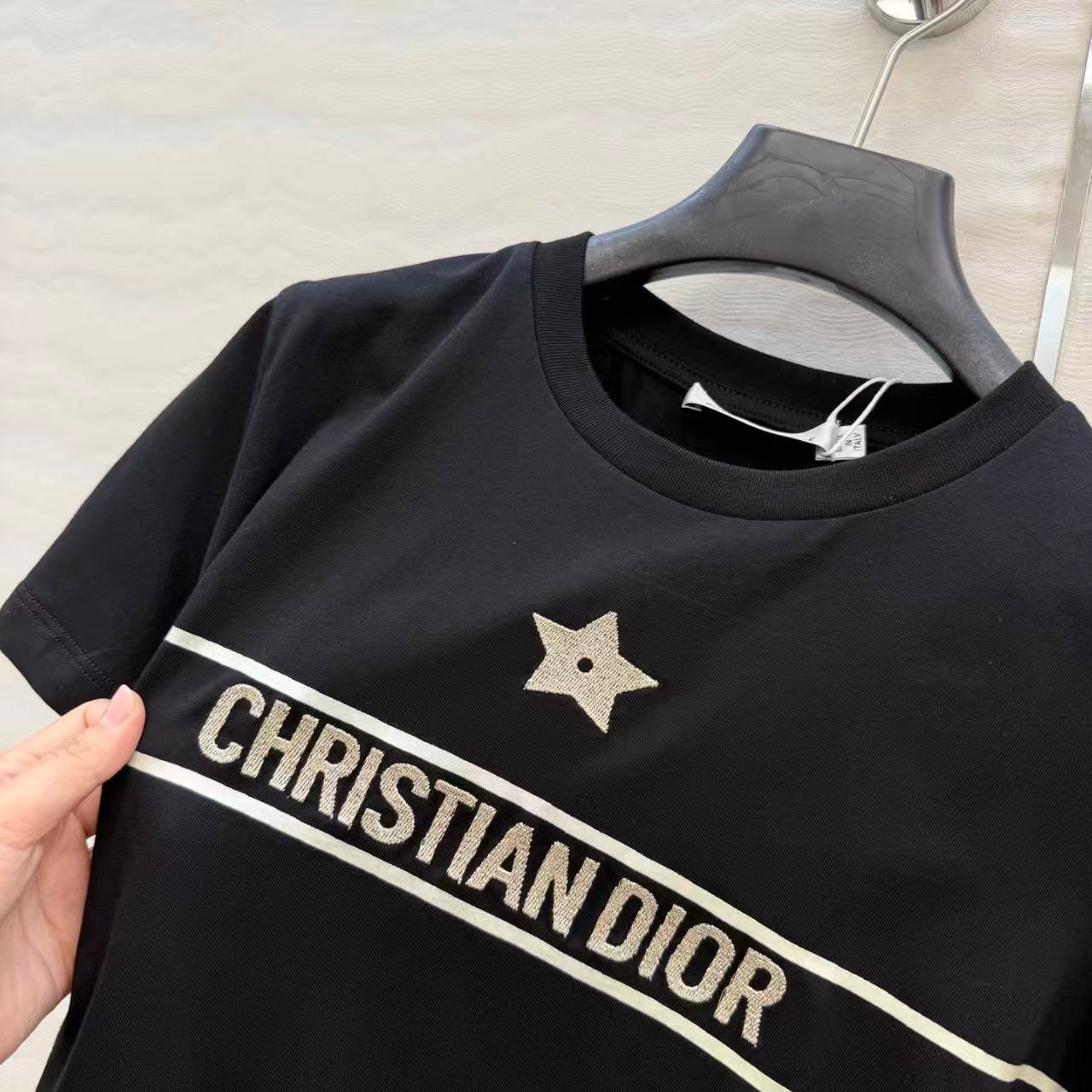 Platinum embroidered letter short-sleeved shirt