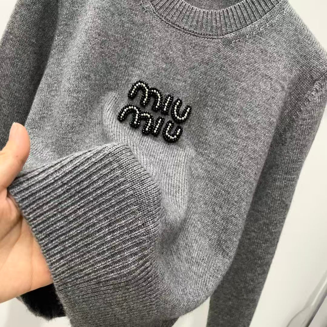 Cashmere sweaters/knitwear