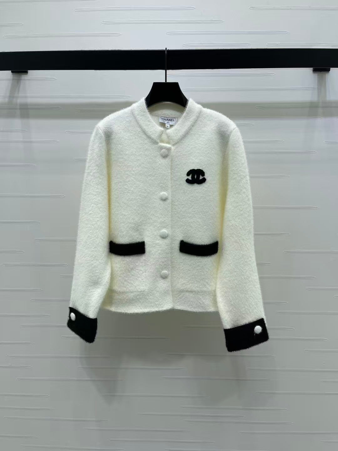 Mink velvet round-neck long-sleeved cardigan