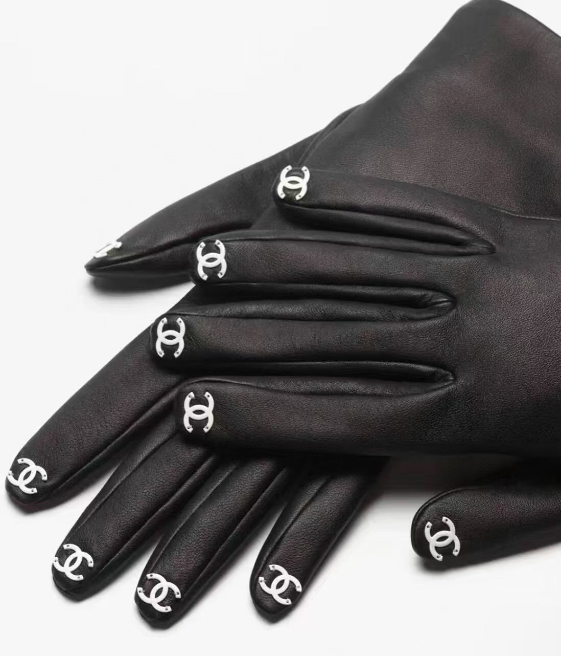 New leather gloves